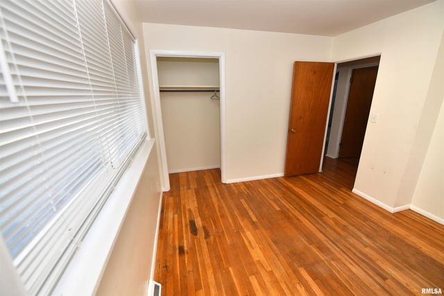 1626 W WILLCOX Avenue, Peoria, IL 61604