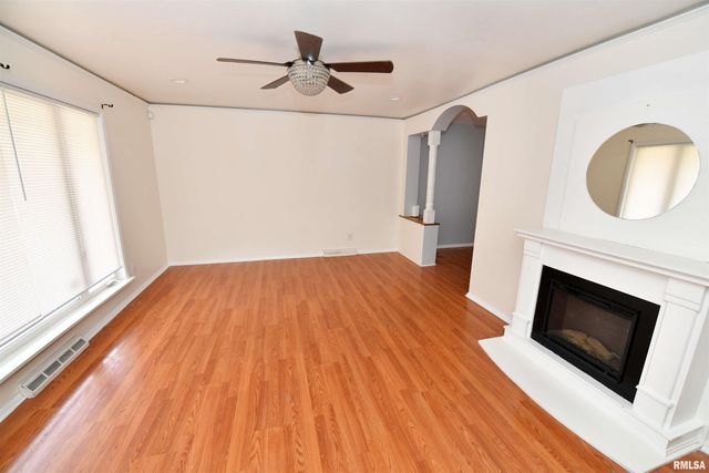 1626 W WILLCOX Avenue, Peoria, IL 61604