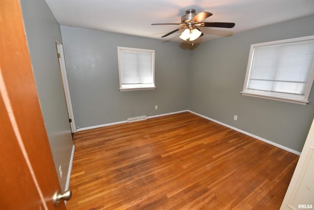 1626 W WILLCOX Avenue, Peoria, IL 61604