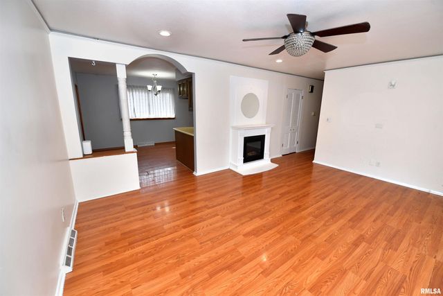 1626 W WILLCOX Avenue, Peoria, IL 61604