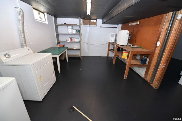 1626 W WILLCOX Avenue, Peoria, IL 61604