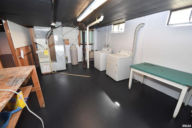 1626 W WILLCOX Avenue, Peoria, IL 61604