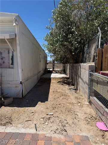 6024 Great Smoky Avenue, Las Vegas, NV 89156