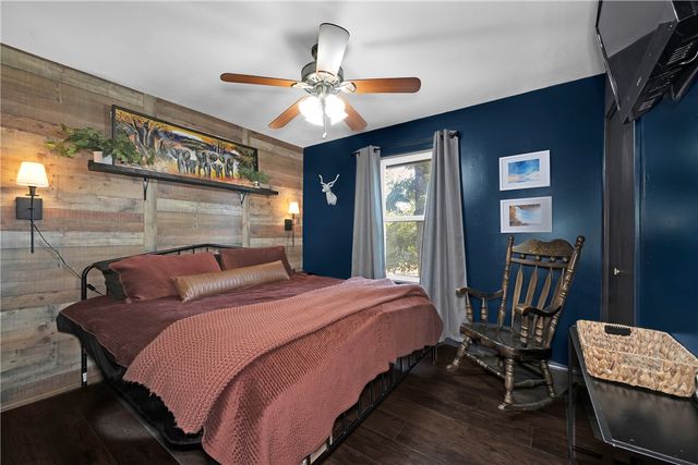 19398 Tuttle Road, Elkins, AR 72727