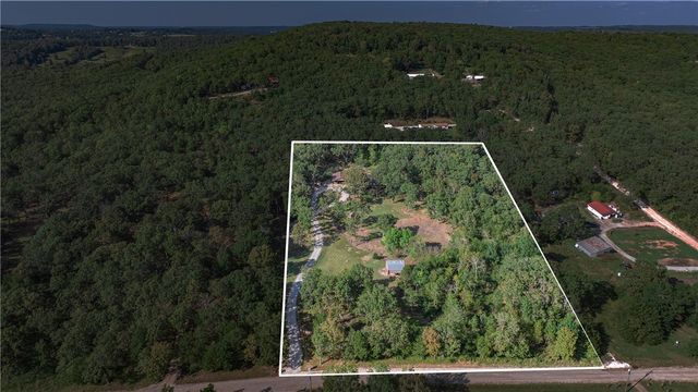 19398 Tuttle Road, Elkins, AR 72727
