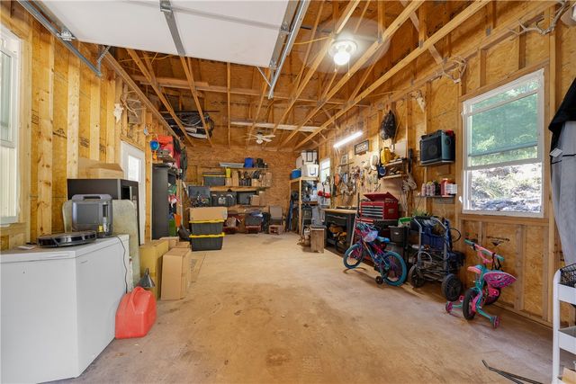 19398 Tuttle Road, Elkins, AR 72727