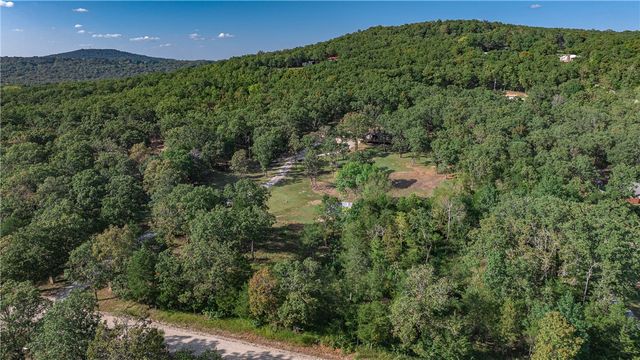 19398 Tuttle Road, Elkins, AR 72727