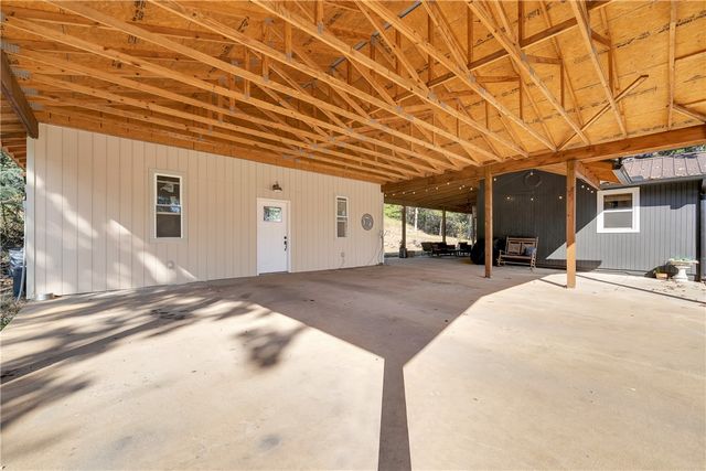 19398 Tuttle Road, Elkins, AR 72727