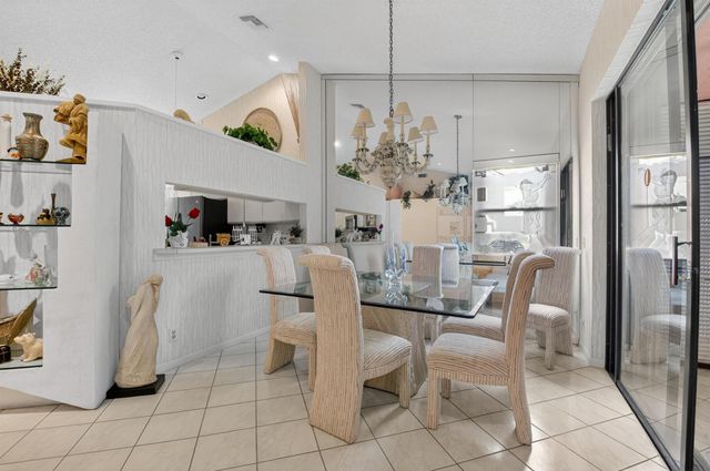 7972 Lexington Club Boulevard A, Delray Beach, FL 33446