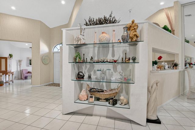 7972 Lexington Club Boulevard A, Delray Beach, FL 33446