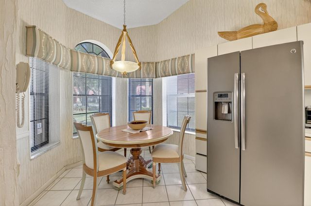 7972 Lexington Club Boulevard A, Delray Beach, FL 33446