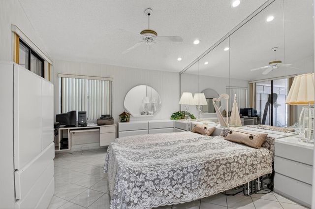 7972 Lexington Club Boulevard A, Delray Beach, FL 33446