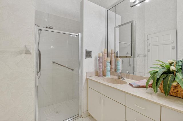 7972 Lexington Club Boulevard A, Delray Beach, FL 33446