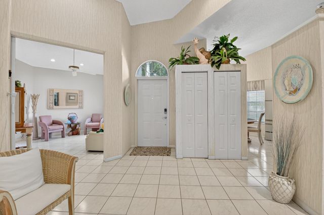 7972 Lexington Club Boulevard A, Delray Beach, FL 33446