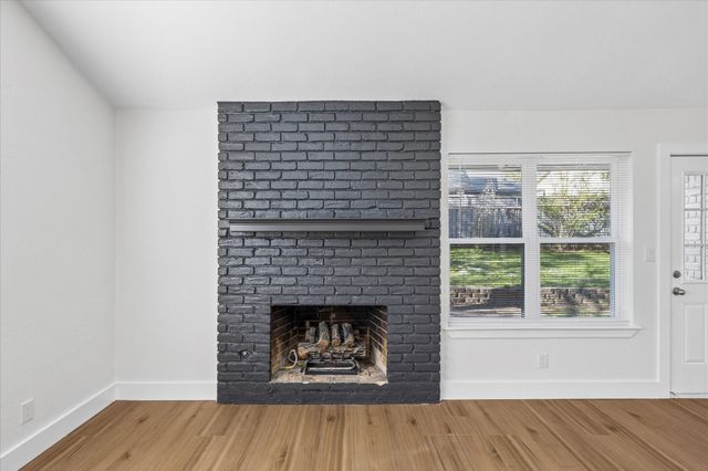 5719 Valley Ridge Court, Arlington, TX 76017