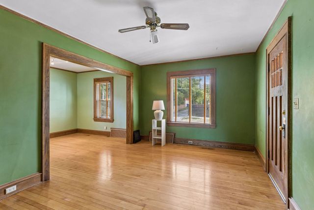 916 34th Street W, Minneapolis, MN 55408