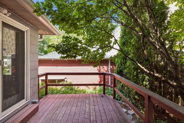 916 34th Street W, Minneapolis, MN 55408