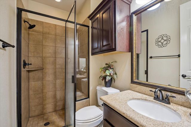 163 Oarwood Place, Spring, TX 77389
