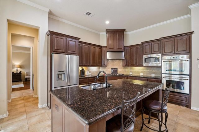 163 Oarwood Place, Spring, TX 77389