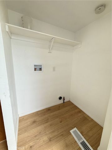 45415 E 28th Street E 45, Lancaster, CA 93535