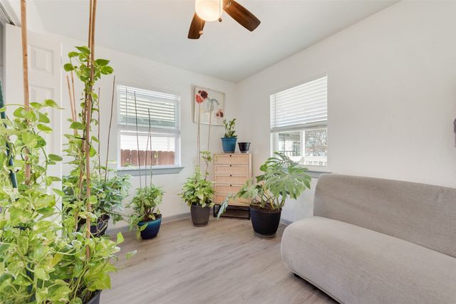 5508 Diaz Avenue, Fort Worth, TX 76107