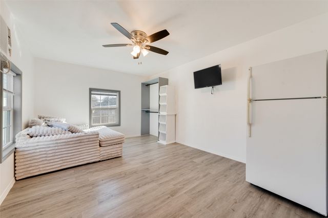 5508 Diaz Avenue, Fort Worth, TX 76107