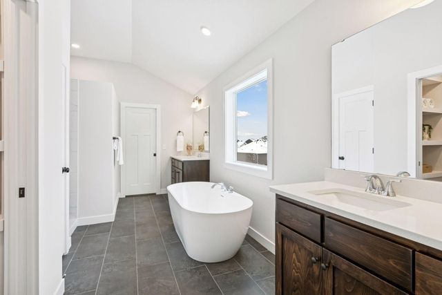 4720 131st Ave NE, Blaine, MN 55449