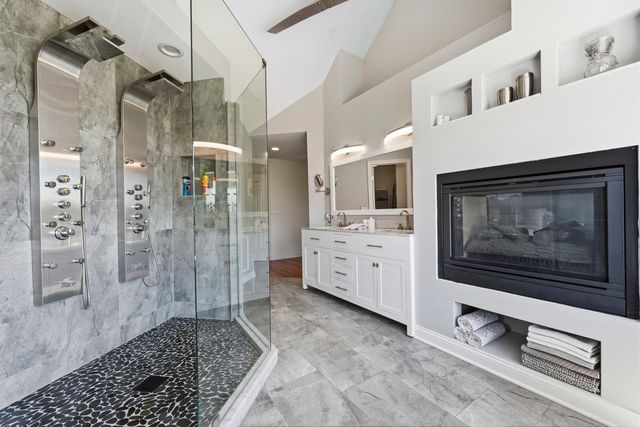 6N274 W Ridgewood Lane, St. Charles, IL 60175