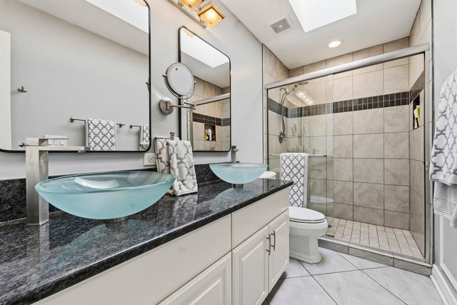 6N274 W Ridgewood Lane, St. Charles, IL 60175