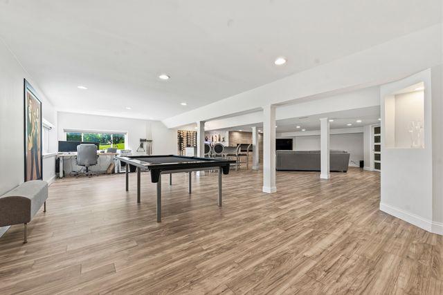 6N274 W Ridgewood Lane, St. Charles, IL 60175