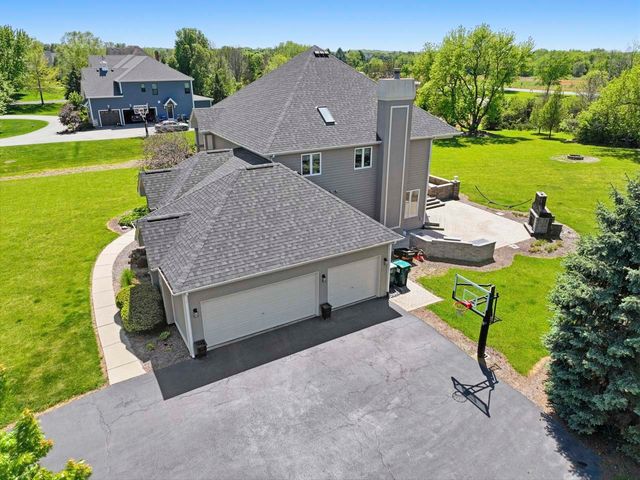 6N274 W Ridgewood Lane, St. Charles, IL 60175