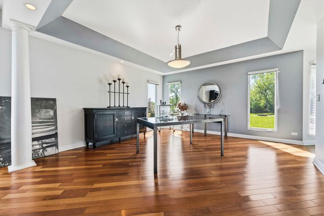6N274 W Ridgewood Lane, St. Charles, IL 60175