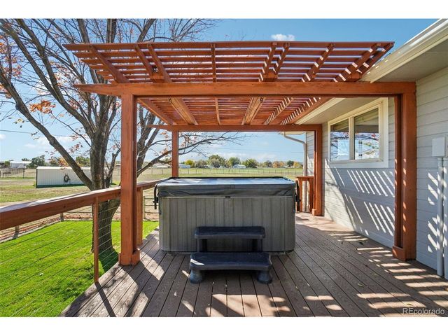 1613 Horseshoe Cir, Longmont, CO 80504
