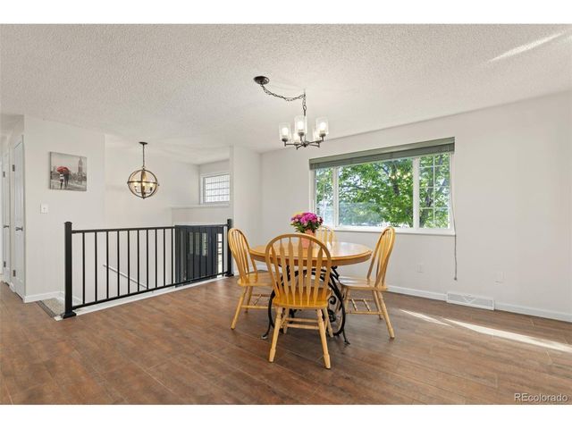 1613 Horseshoe Cir, Longmont, CO 80504