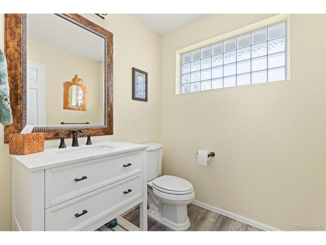 1613 Horseshoe Cir, Longmont, CO 80504