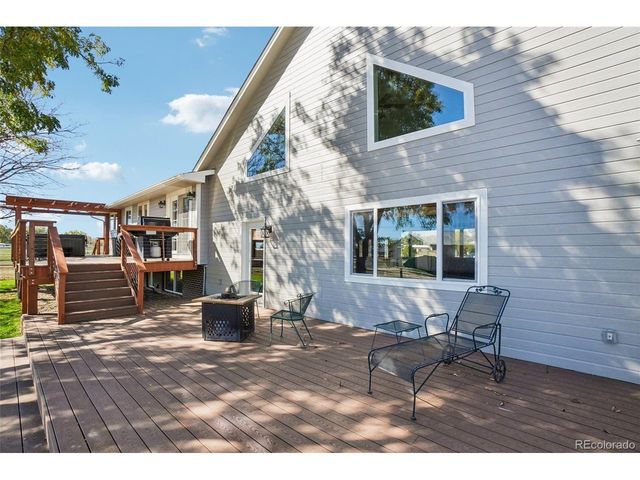 1613 Horseshoe Cir, Longmont, CO 80504
