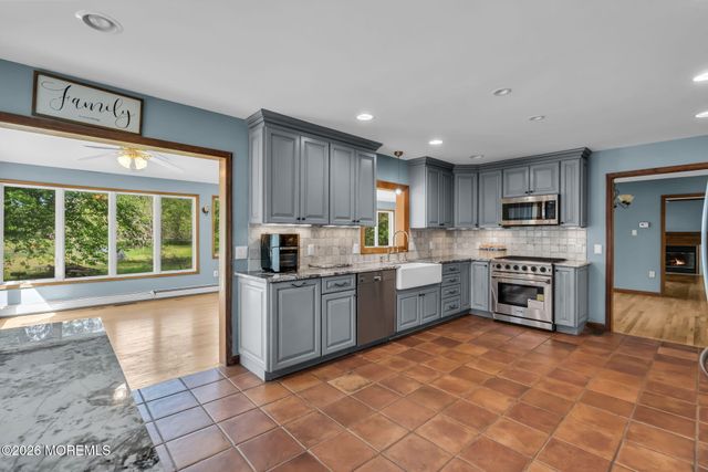 200 Casino Drive, Farmingdale, NJ 07727