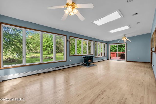 200 Casino Drive, Farmingdale, NJ 07727