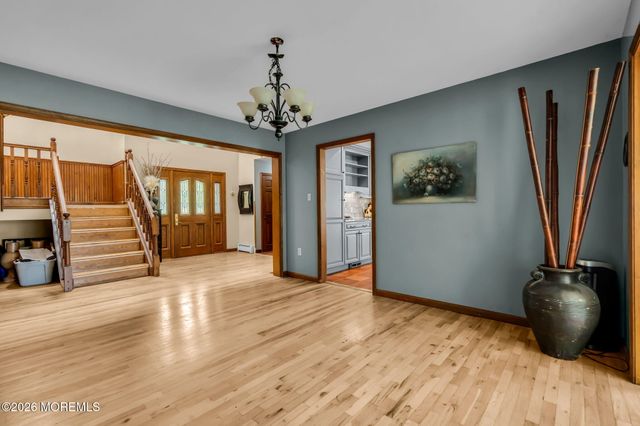 200 Casino Drive, Farmingdale, NJ 07727