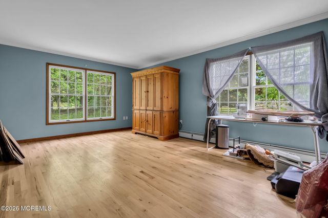 200 Casino Drive, Farmingdale, NJ 07727