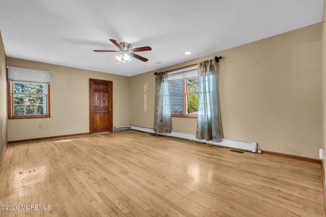 200 Casino Drive, Farmingdale, NJ 07727