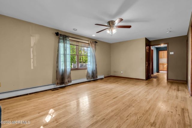 200 Casino Drive, Farmingdale, NJ 07727