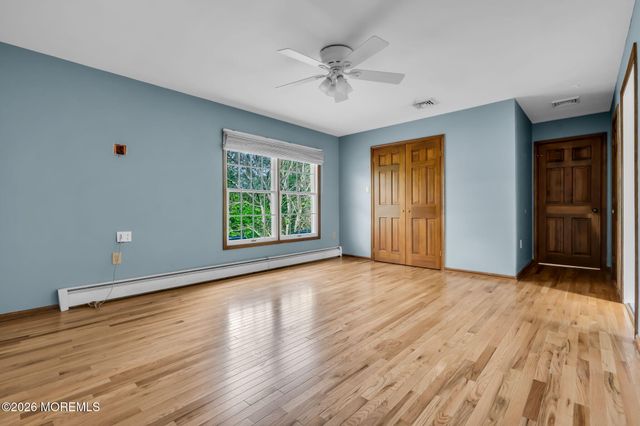 200 Casino Drive, Farmingdale, NJ 07727