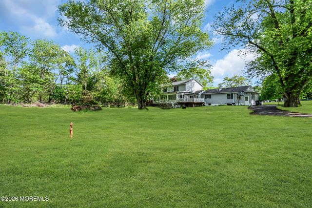 200 Casino Drive, Farmingdale, NJ 07727