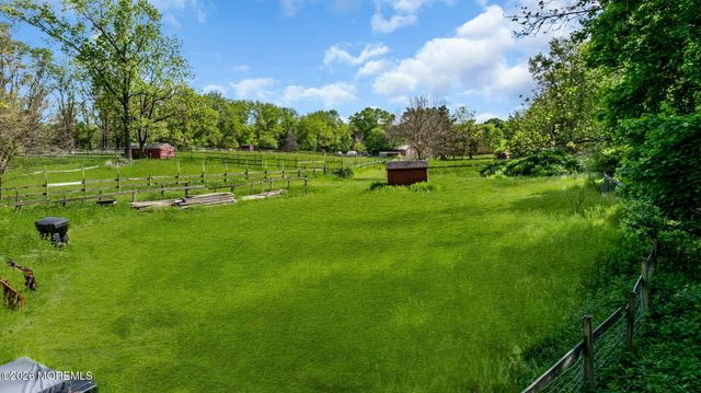 200 Casino Drive, Farmingdale, NJ 07727