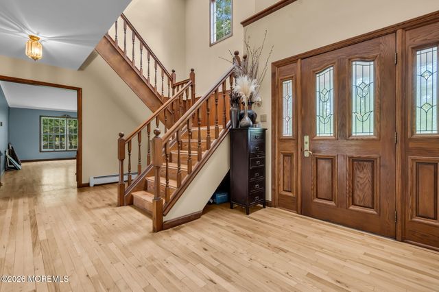 200 Casino Drive, Farmingdale, NJ 07727