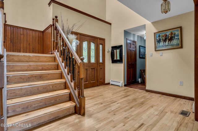 200 Casino Drive, Farmingdale, NJ 07727