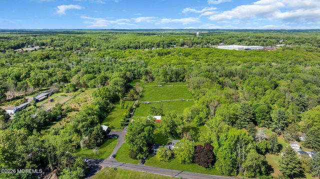 200 Casino Drive, Farmingdale, NJ 07727