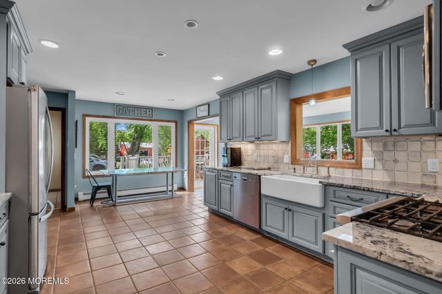 200 Casino Drive, Farmingdale, NJ 07727