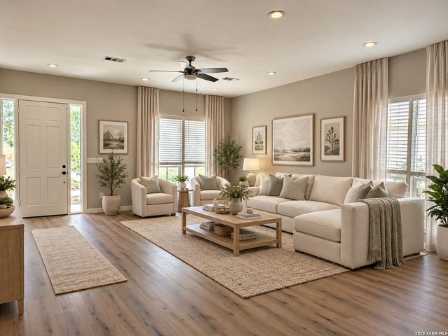 910 COUNTRY CLUB DR, Seguin, TX 78155